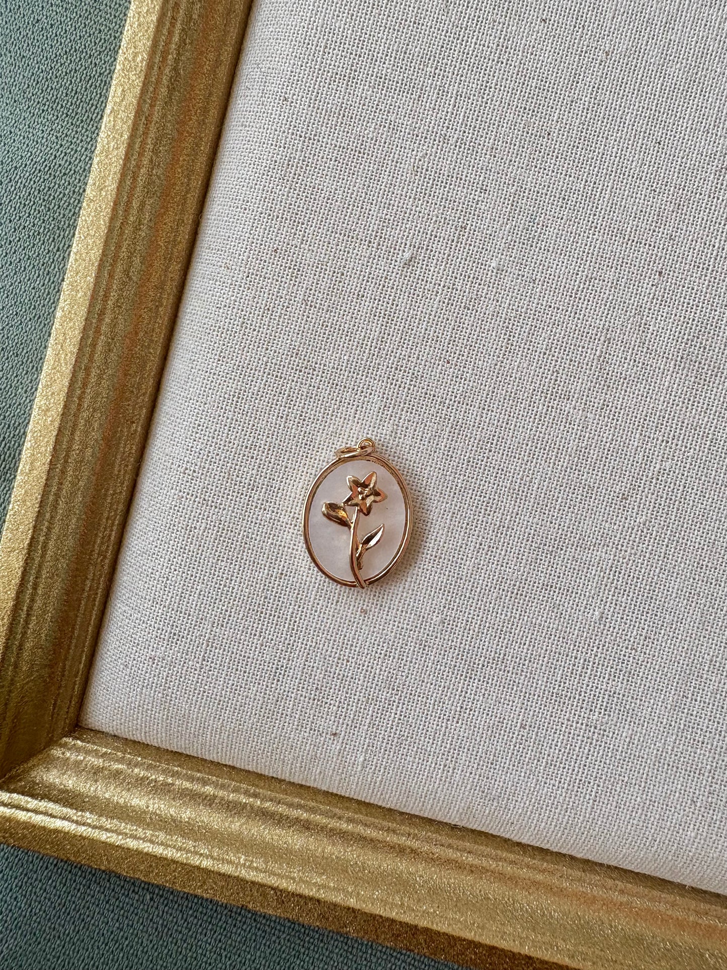 Gold Flower Pendant Luxury Charms