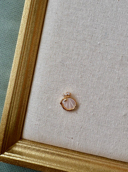 Clam Diamond Pendant Charm
