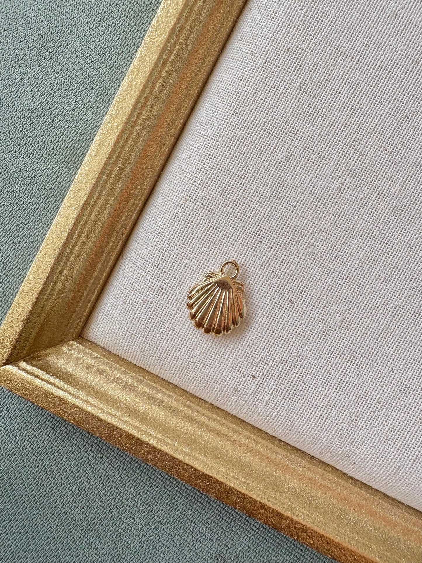 Gold Shell Charm