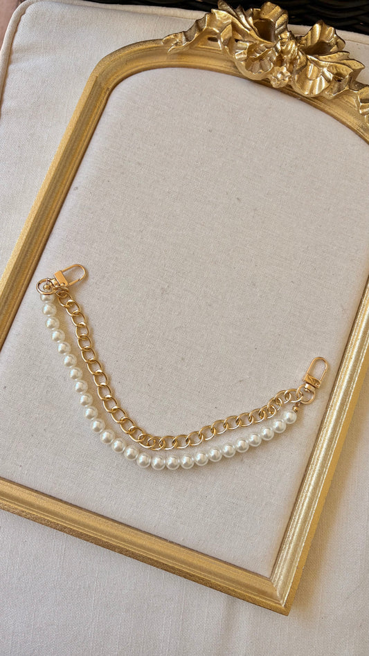 Pearl Obsessed Bag Chain